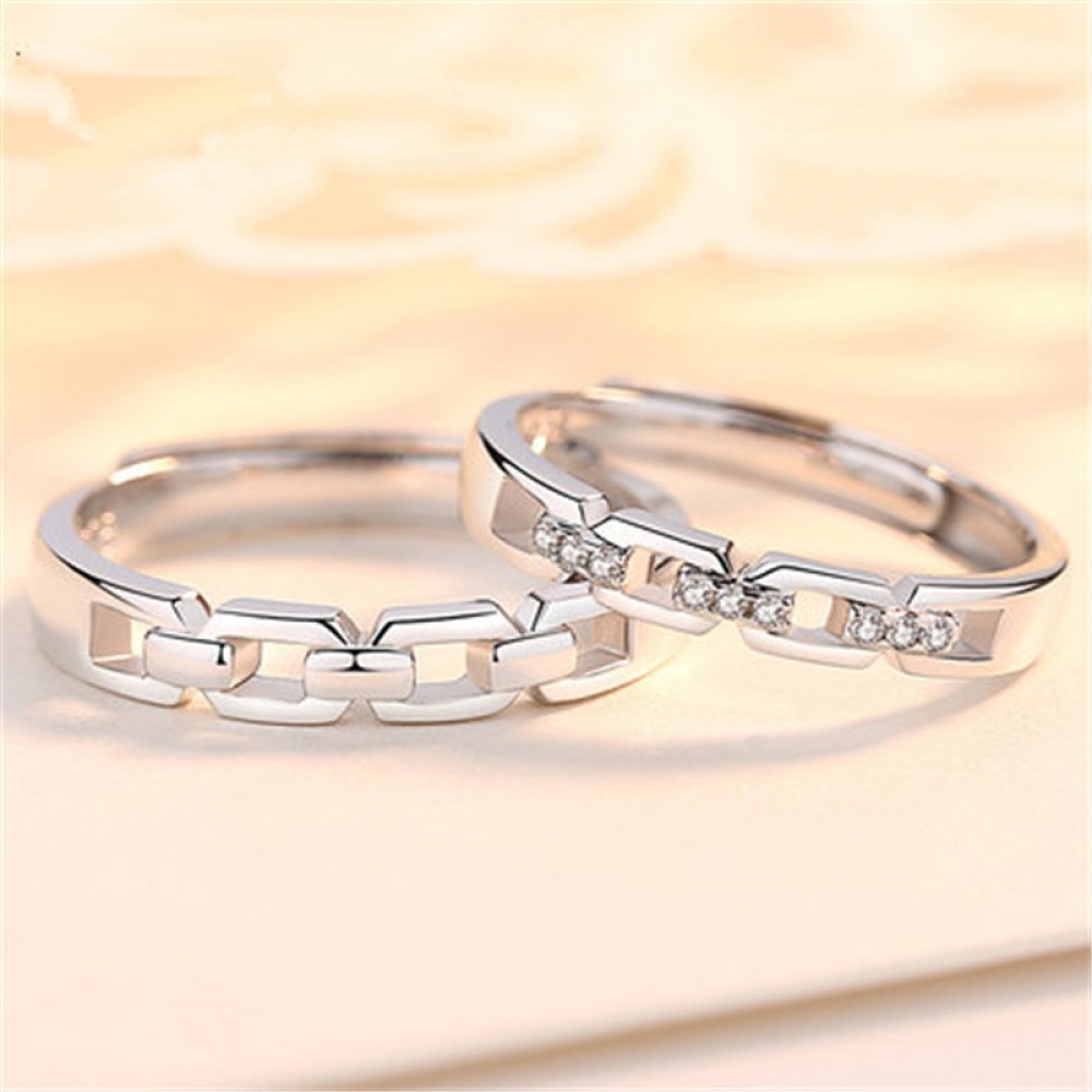 Engravable Couple's Knot Promise Ring In 925 Sterling Silver